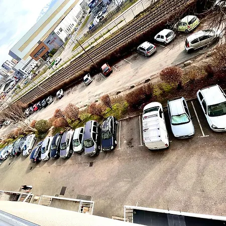 Daire Superbe Duplex Avec Parking Gratuit *