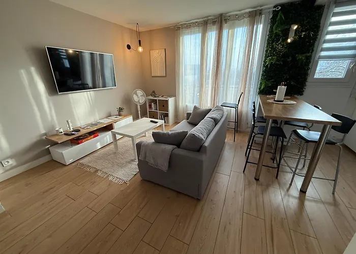 Superbe Duplex Avec Parking Gratuit Apartamento